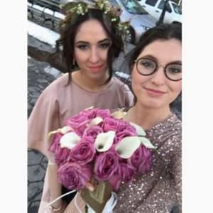 Meet your Posher, Esty